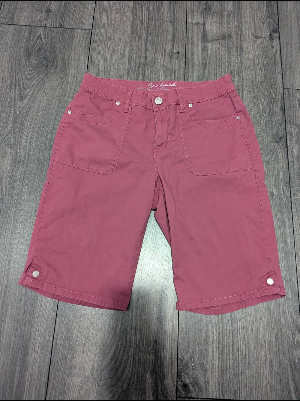 Gloria Vanderbilt Slimming Mauve Pink Bermuda Shorts